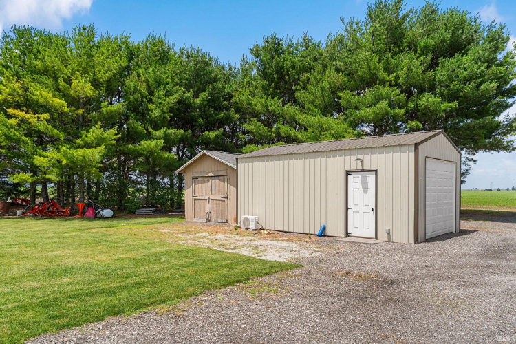 Listing Image 23