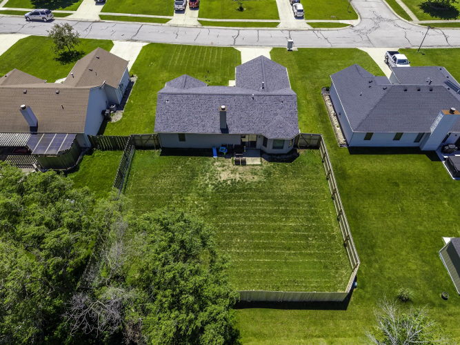 Listing Image 8