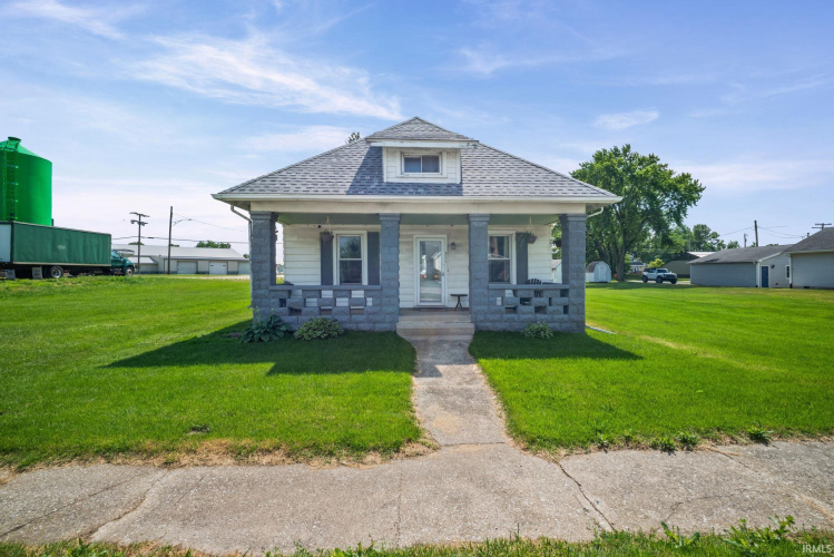 Listing Image 2
