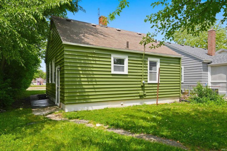 Listing Image 28