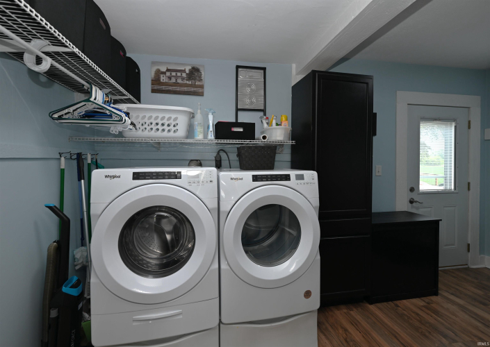 Listing Image 18