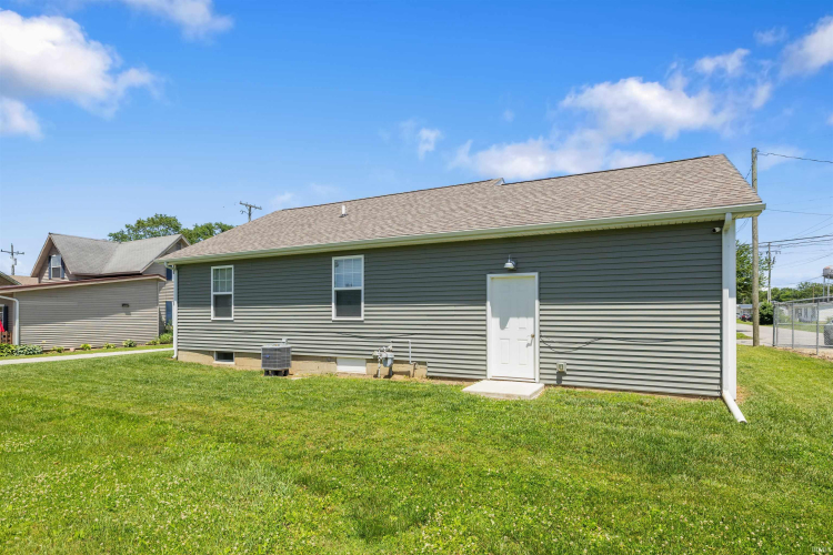 Listing Image 26