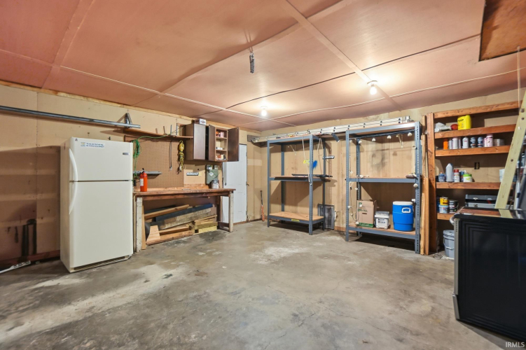 Listing Image 33