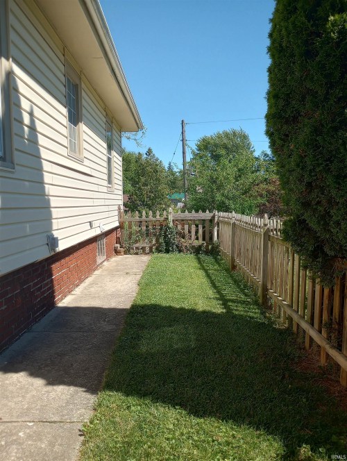 Listing Image 35