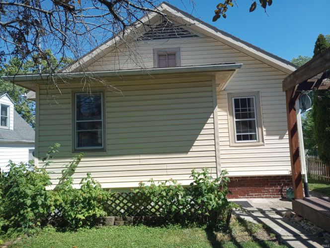 Listing Image 46