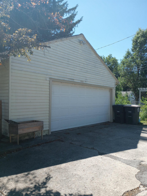Listing Image 47