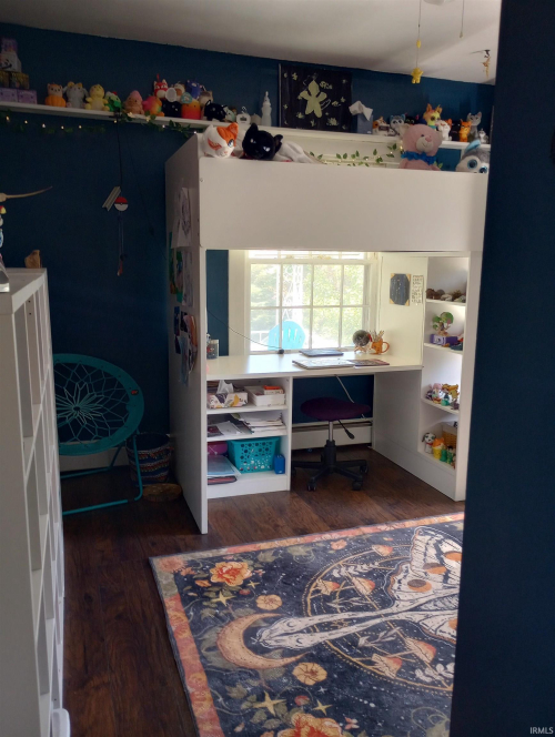 Listing Image 10