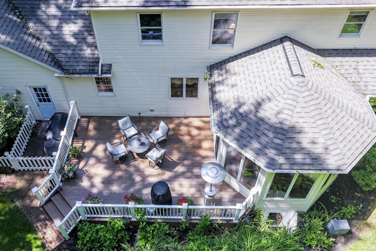 Listing Image 11