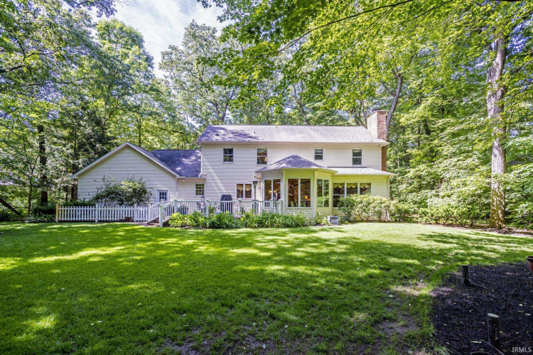 Listing Image 5