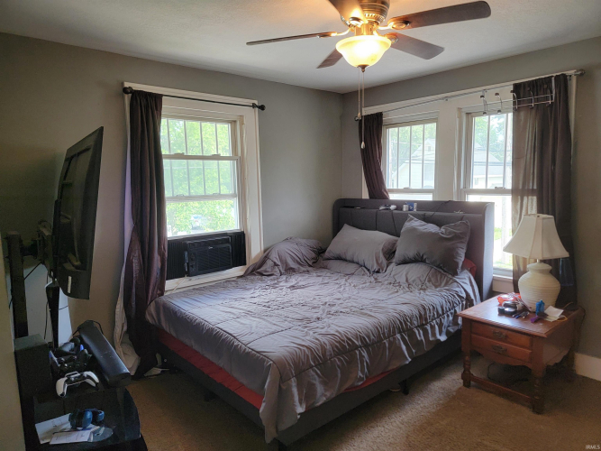 Listing Image 18