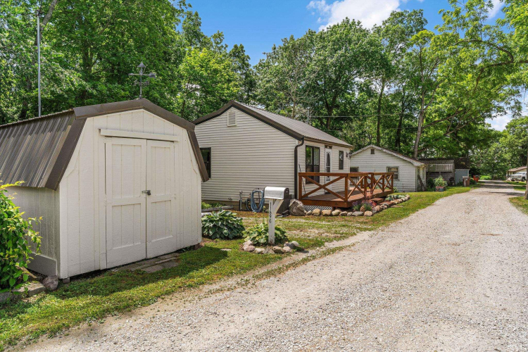 Listing Image 18
