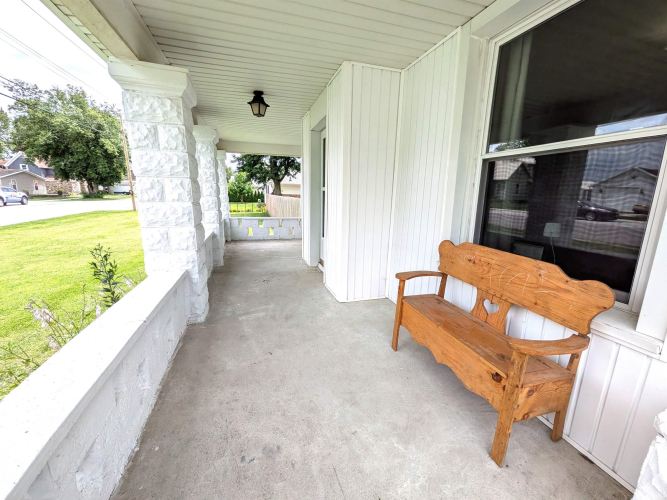 Listing Image 16
