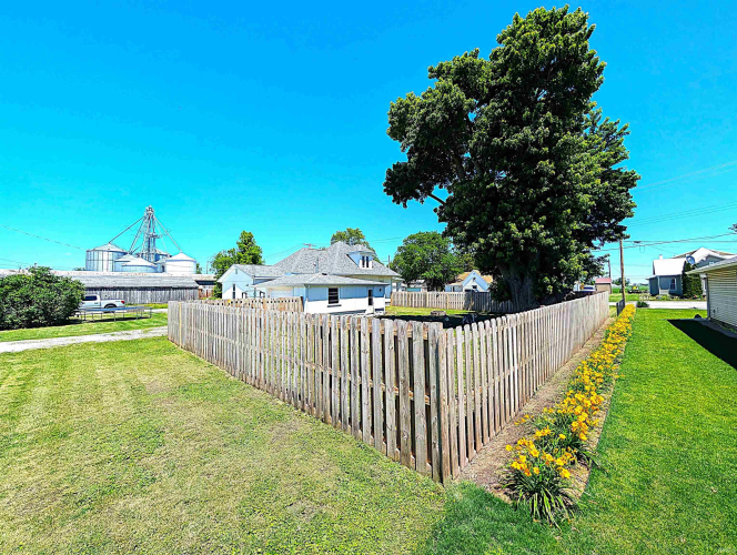 Listing Image 23