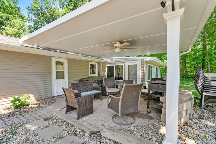 Listing Image 19