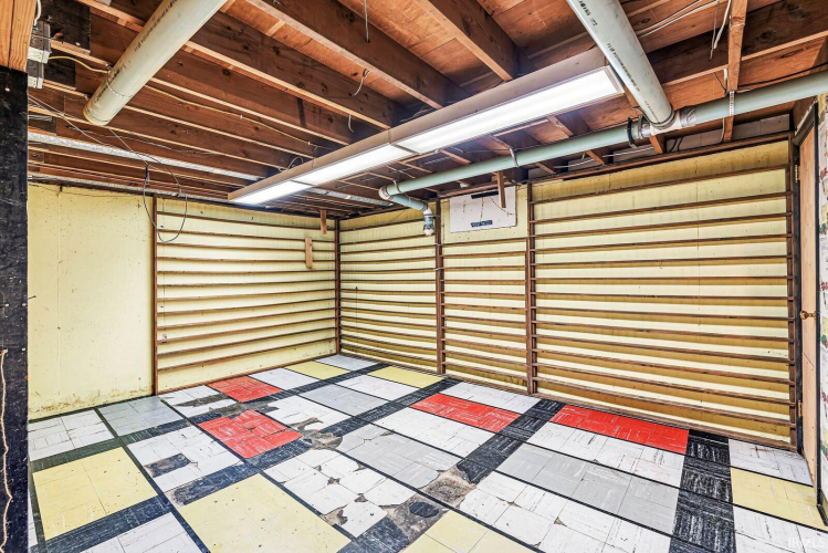Listing Image 20