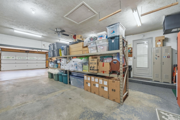 Listing Image 45