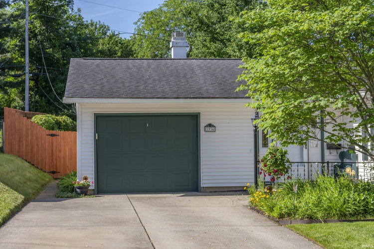 Listing Image 18