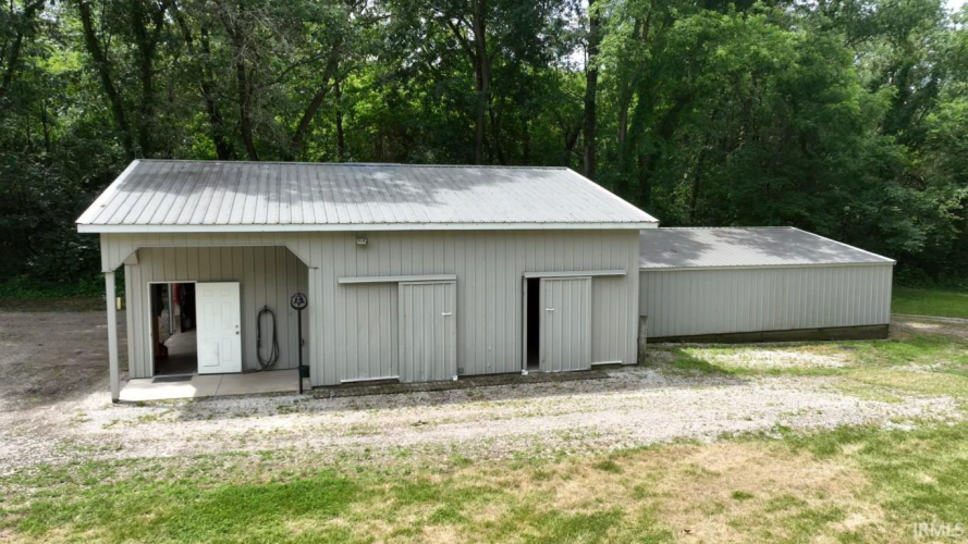 Listing Image 43