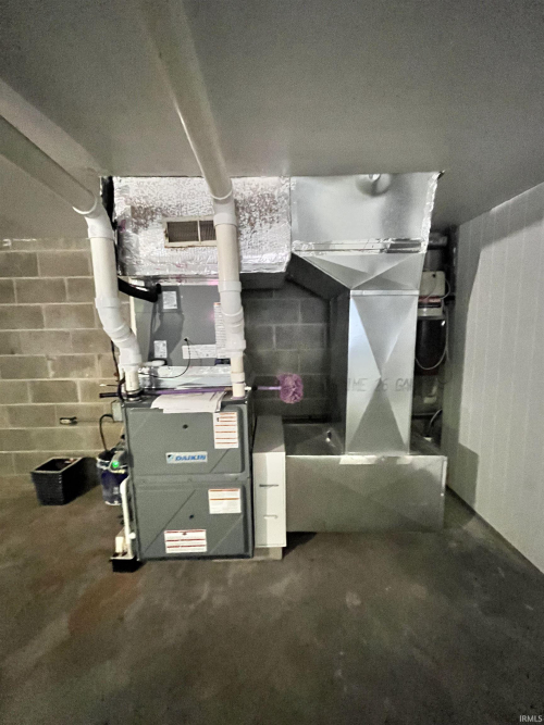 Listing Image 37