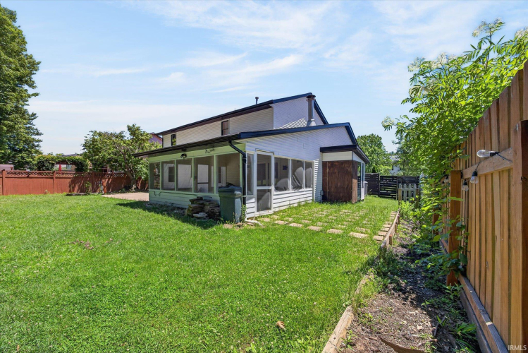 Listing Image 44