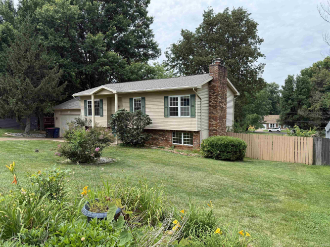 Listing Image 3