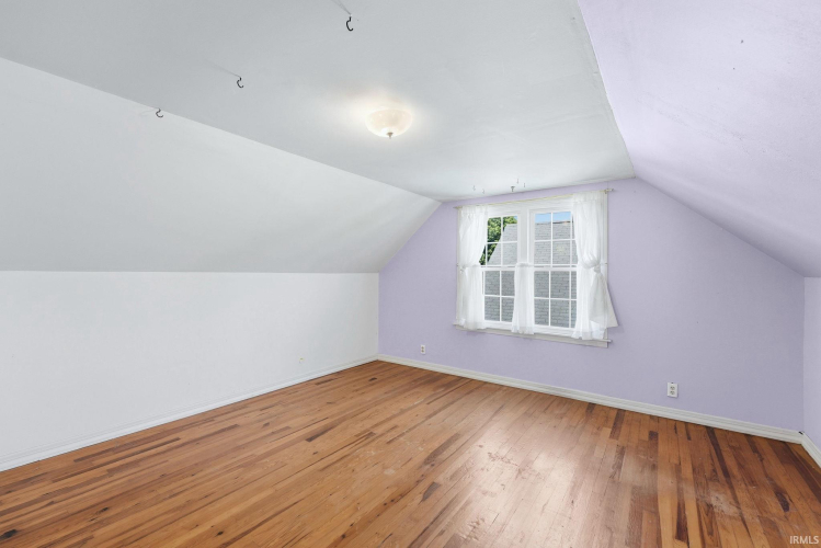Listing Image 29