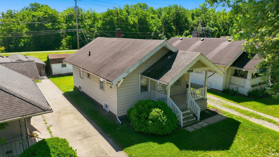 Listing Image 8