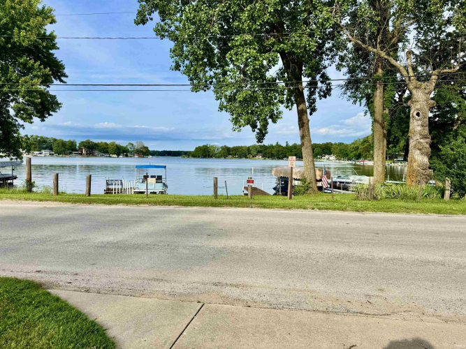 Listing Image 17