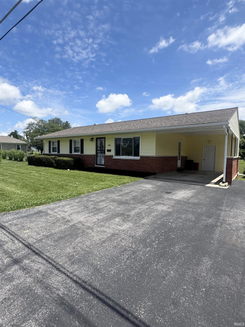 Listing Image 11