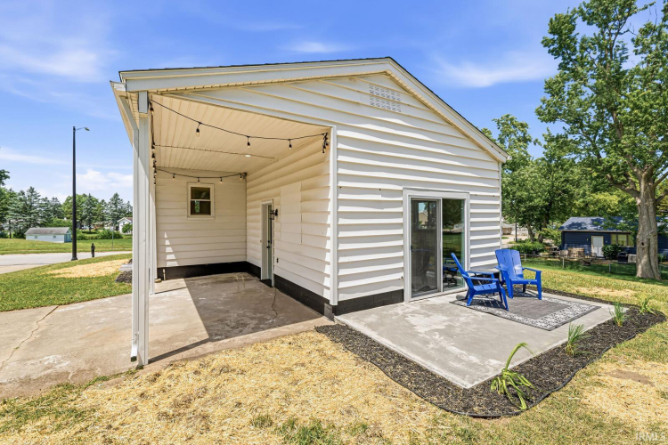 Listing Image 32