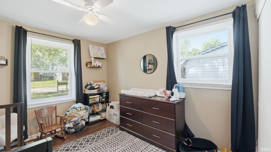 Listing Image 20