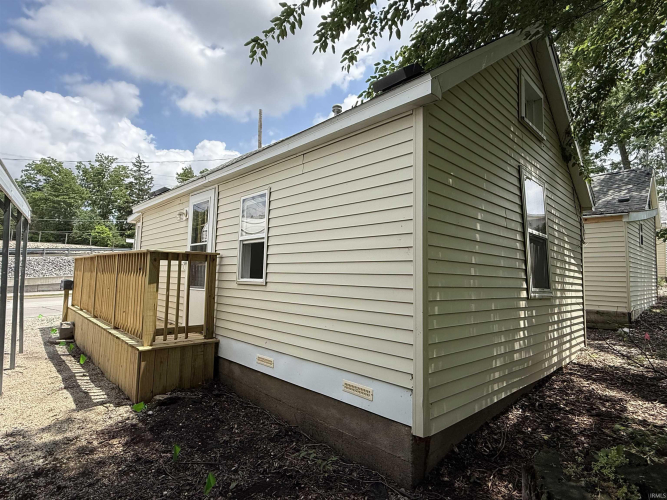 Listing Image 14