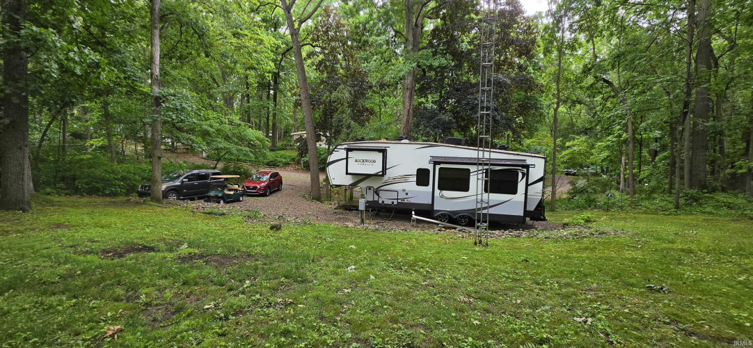 Listing Image 10