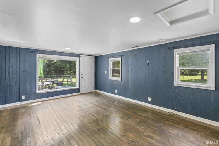 Listing Image 18