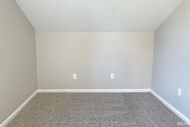 Listing Image 24
