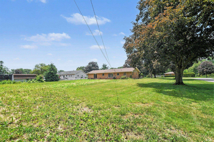 Listing Image 24