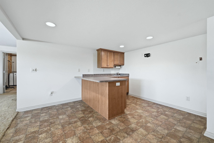 Listing Image 45