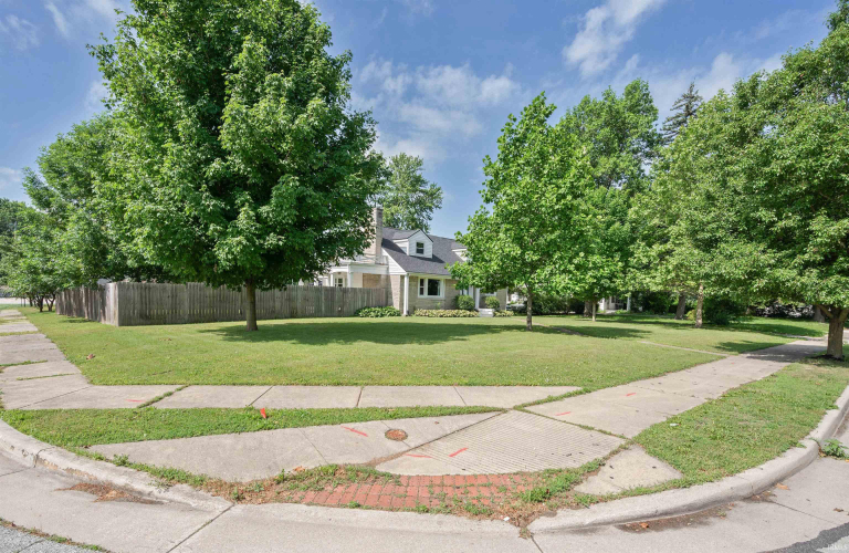 Listing Image 22