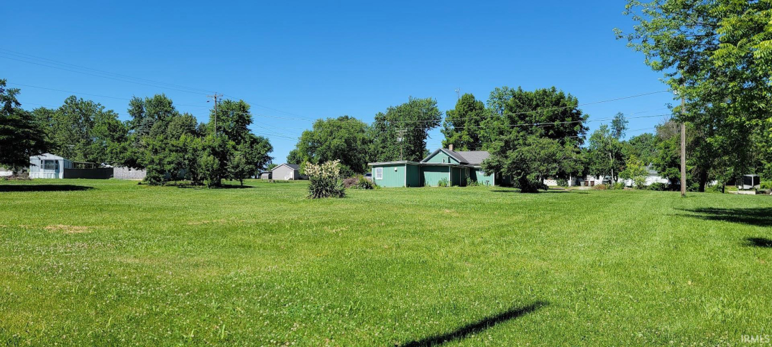 Listing Image 5