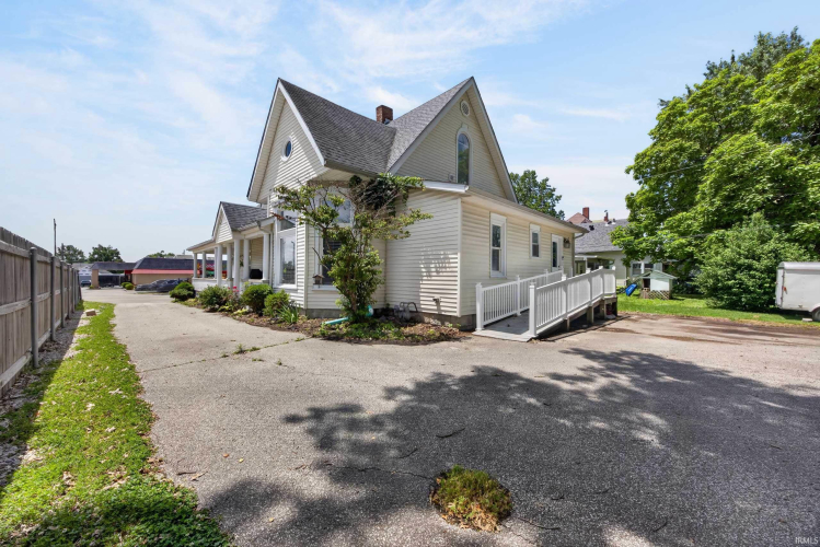 Listing Image 48