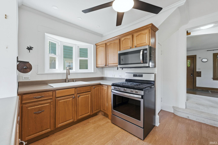 Listing Image 13