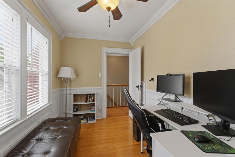 Listing Image 18