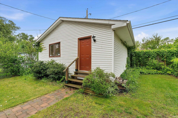 Listing Image 21