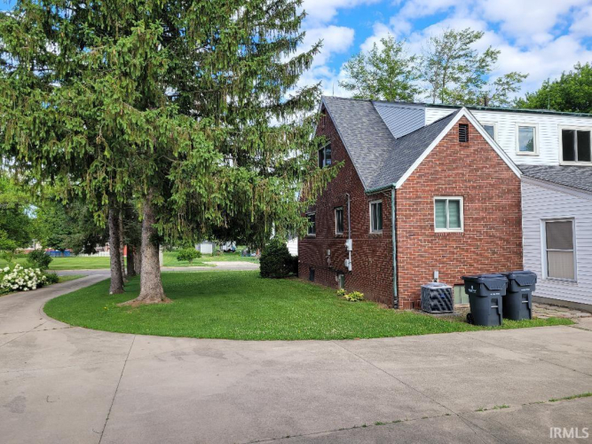 Listing Image 29