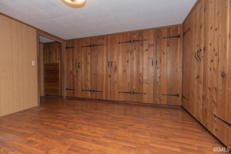 Listing Image 26