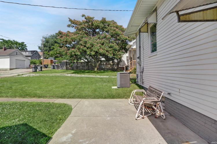 Listing Image 26