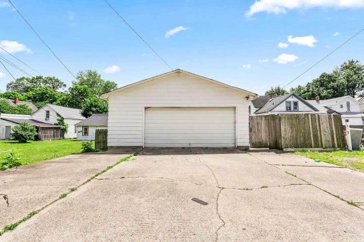 Listing Image 27