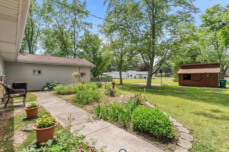 Listing Image 22