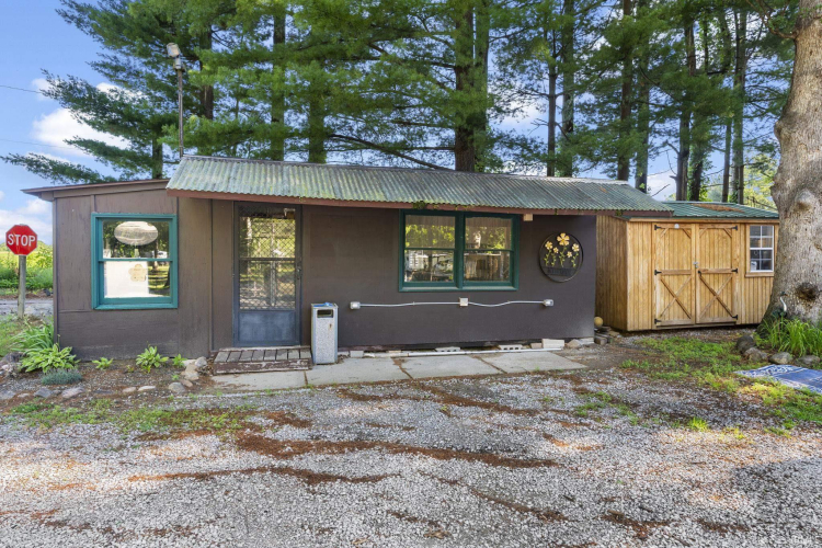 Listing Image 13