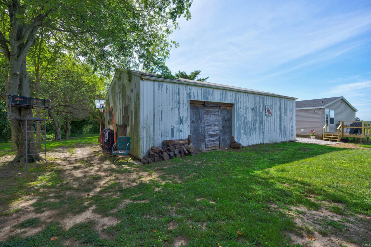 Listing Image 11